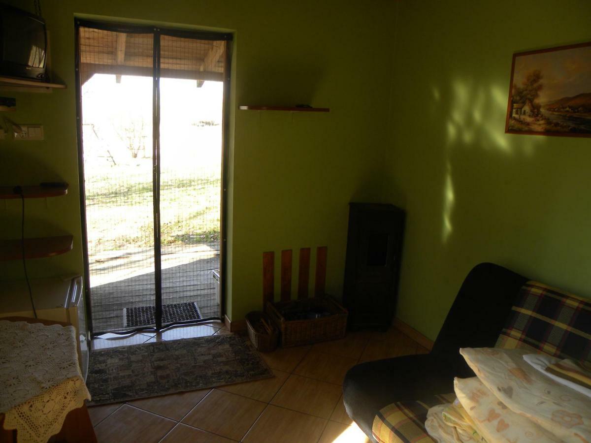 Stajnia Grazyny Mikorowo 46 Villa Czarna Dabrowka Bagian luar foto