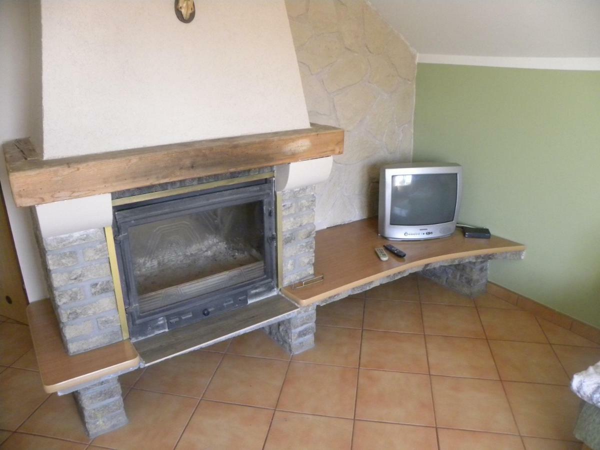 Stajnia Grazyny Mikorowo 46 Villa Czarna Dabrowka Bagian luar foto